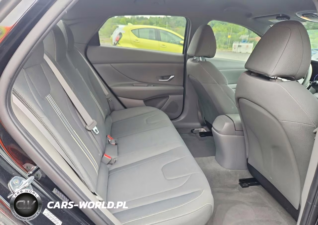 2021 Hyundai Elantra Blue VIN:KMHLM4AJ9MU005160 - 10