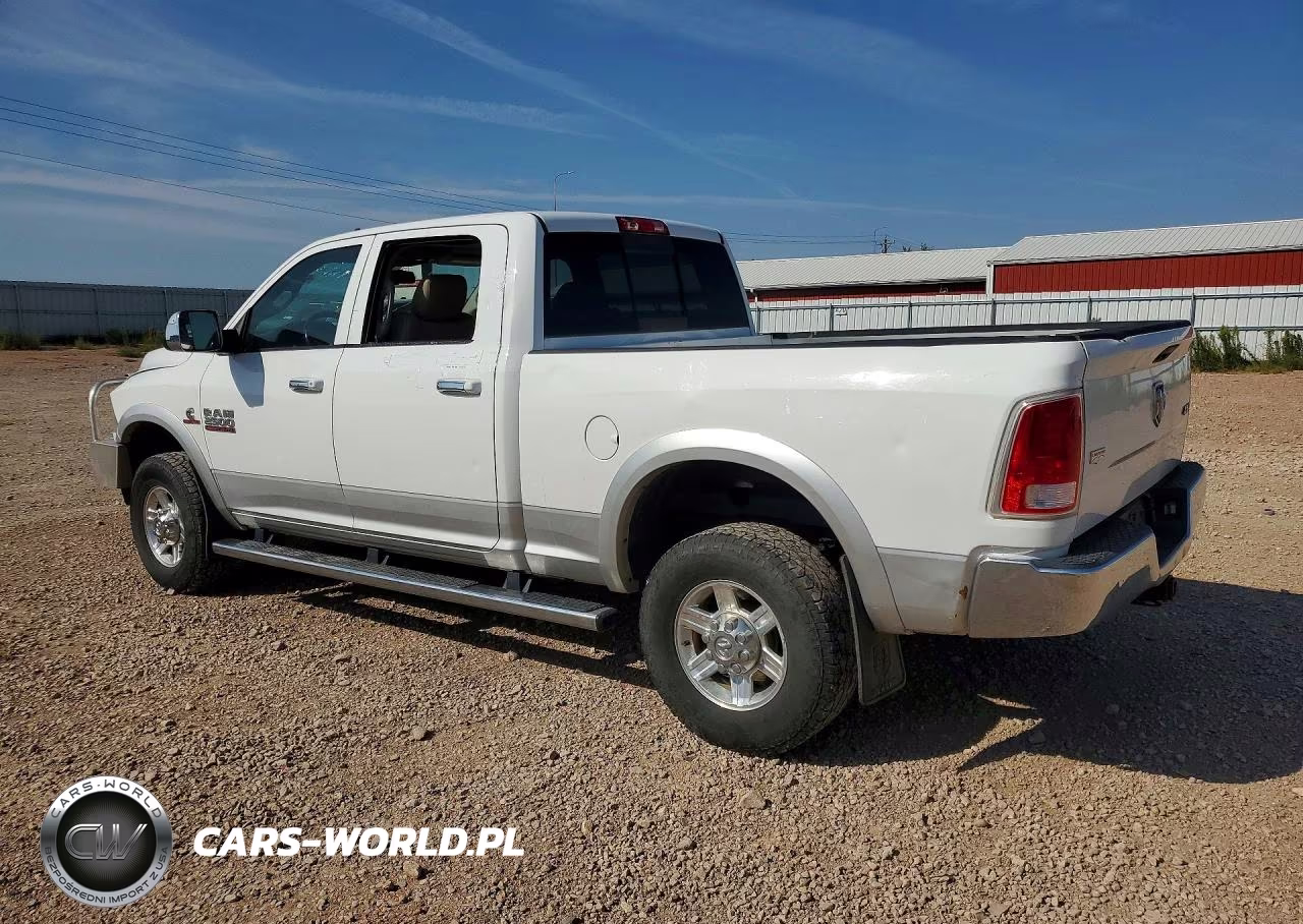2013 Ram 2500 Laramie VIN:3C6UR5FL0DG517068 - 2