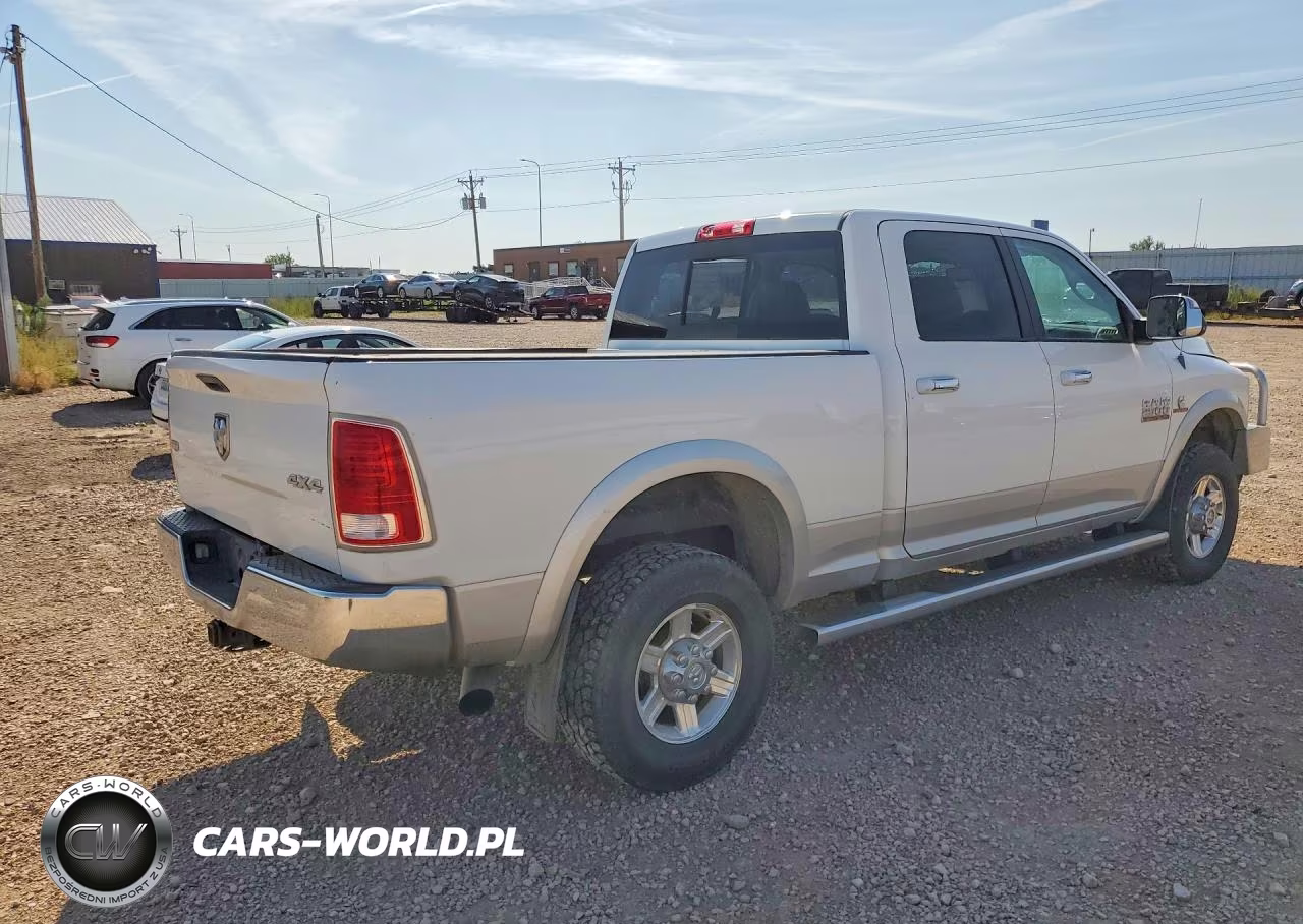 2013 Ram 2500 Laramie VIN:3C6UR5FL0DG517068 - 3