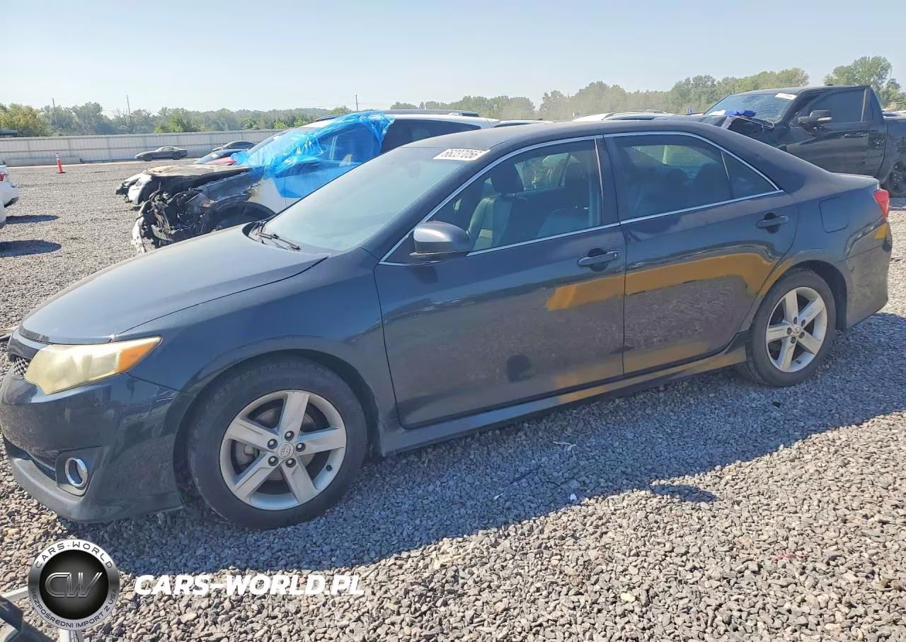 2014 Toyota Camry Se – zdjęcie 1 z 12