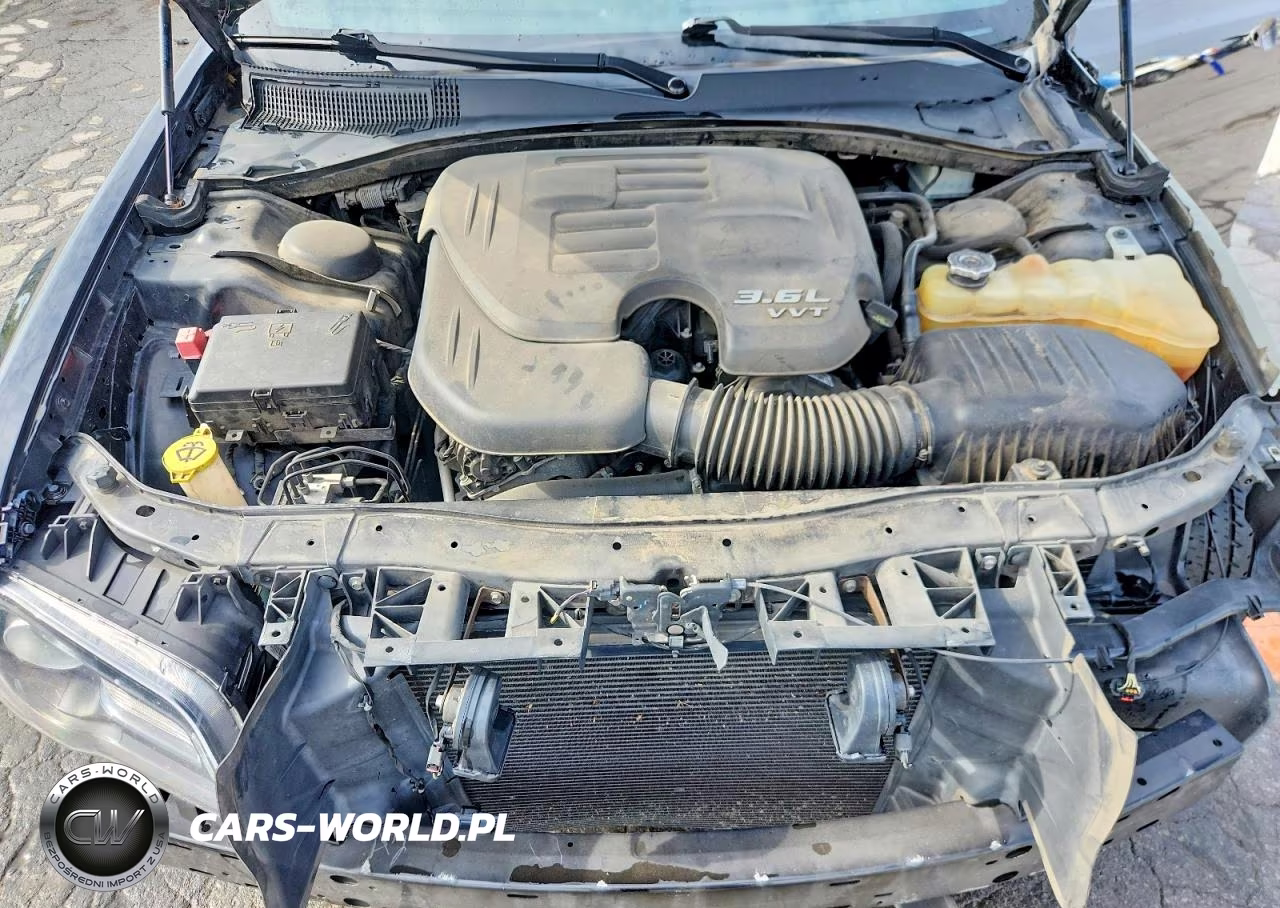 2019 Chrysler 300 S VIN:2C3CCABG5KH628580 - 11
