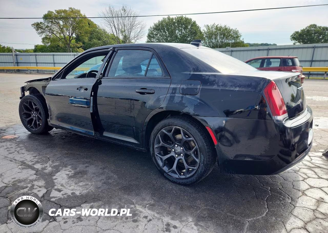 2019 Chrysler 300 S VIN:2C3CCABG5KH628580 - 2
