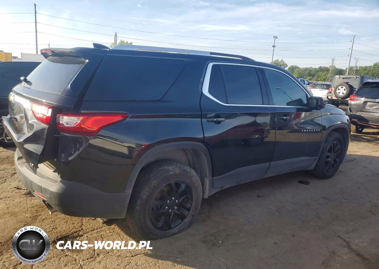 2018 Chevrolet Traverse Lt VIN:1GNERGKW7JJ233866 - 3
