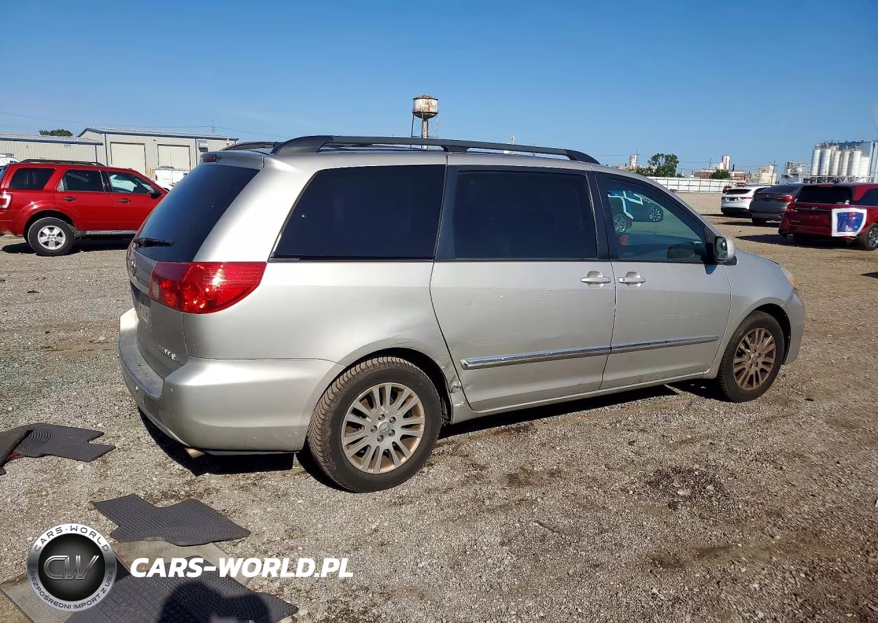2007 Toyota Sienna VIN:5TDZK22CX7S088308 - 3