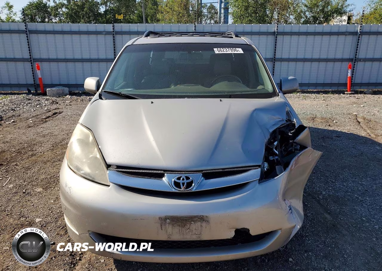 2007 Toyota Sienna VIN:5TDZK22CX7S088308 - 5