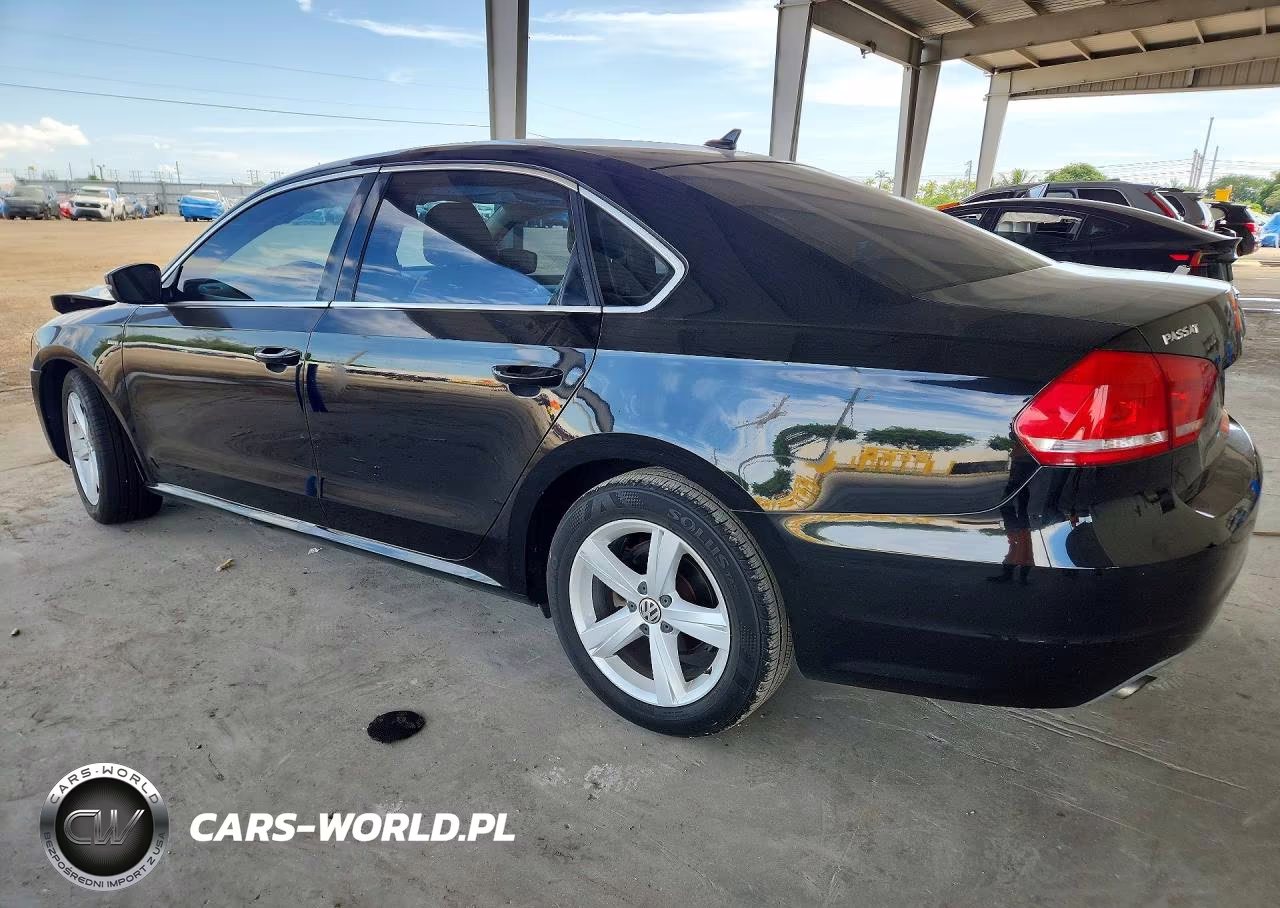 2015 Volkswagen Passat S VIN:1VWAT7A38FC110554 - 2