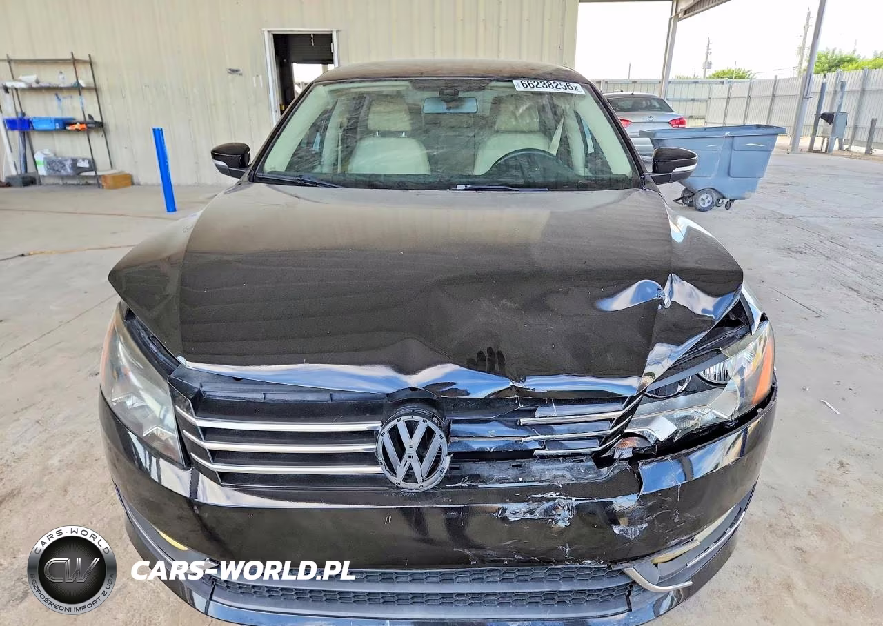 2015 Volkswagen Passat S VIN:1VWAT7A38FC110554 - 5
