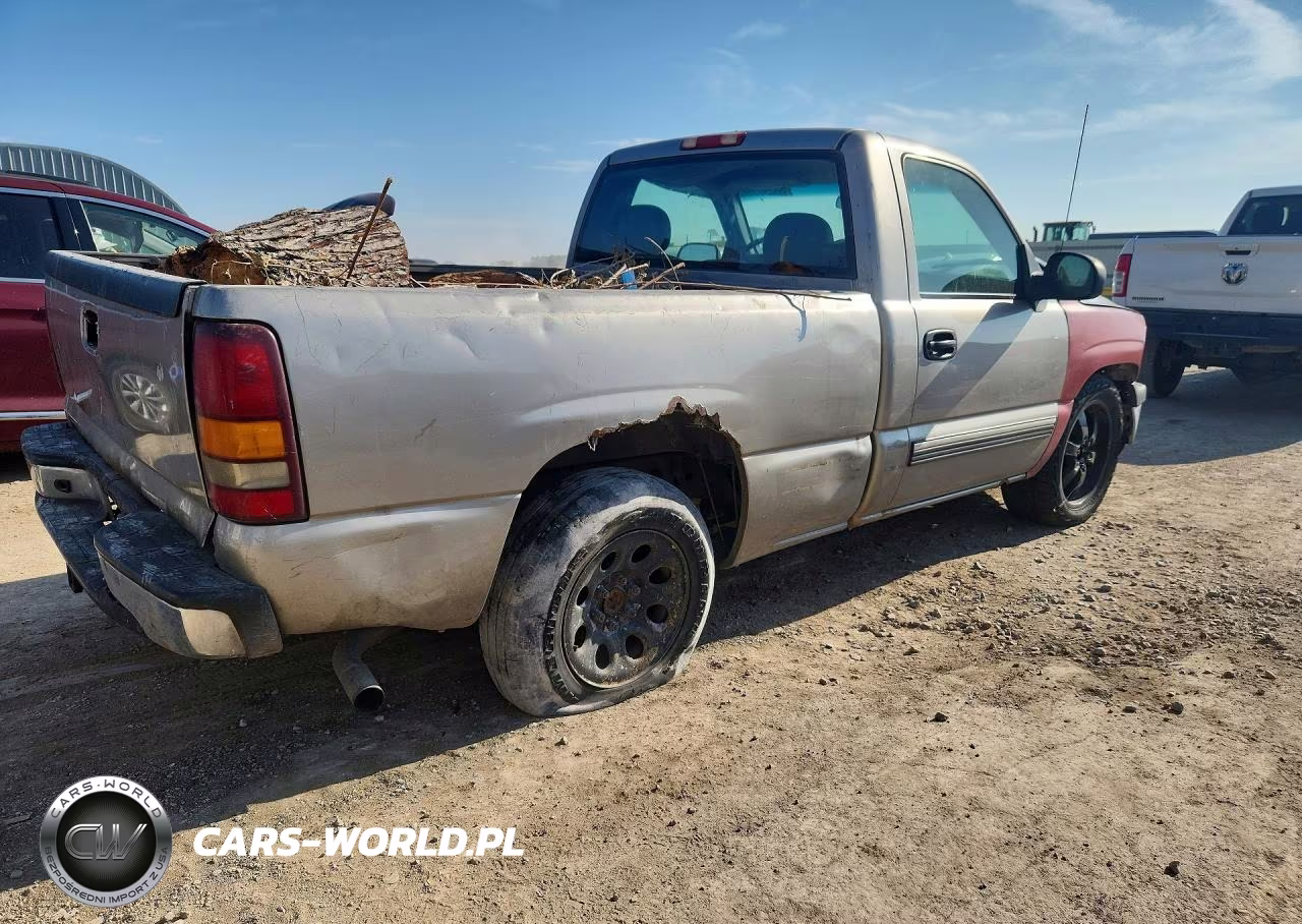 2000 Chevrolet Silverado C1500 VIN:1GCEC14W2YZ107186 - 3