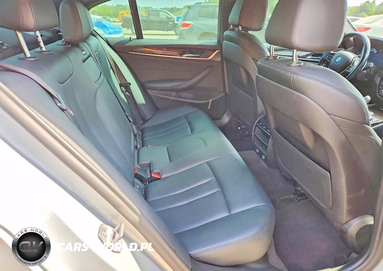 2019 BMW 530 I VIN:WBAJA5C56KBX86641 - 10
