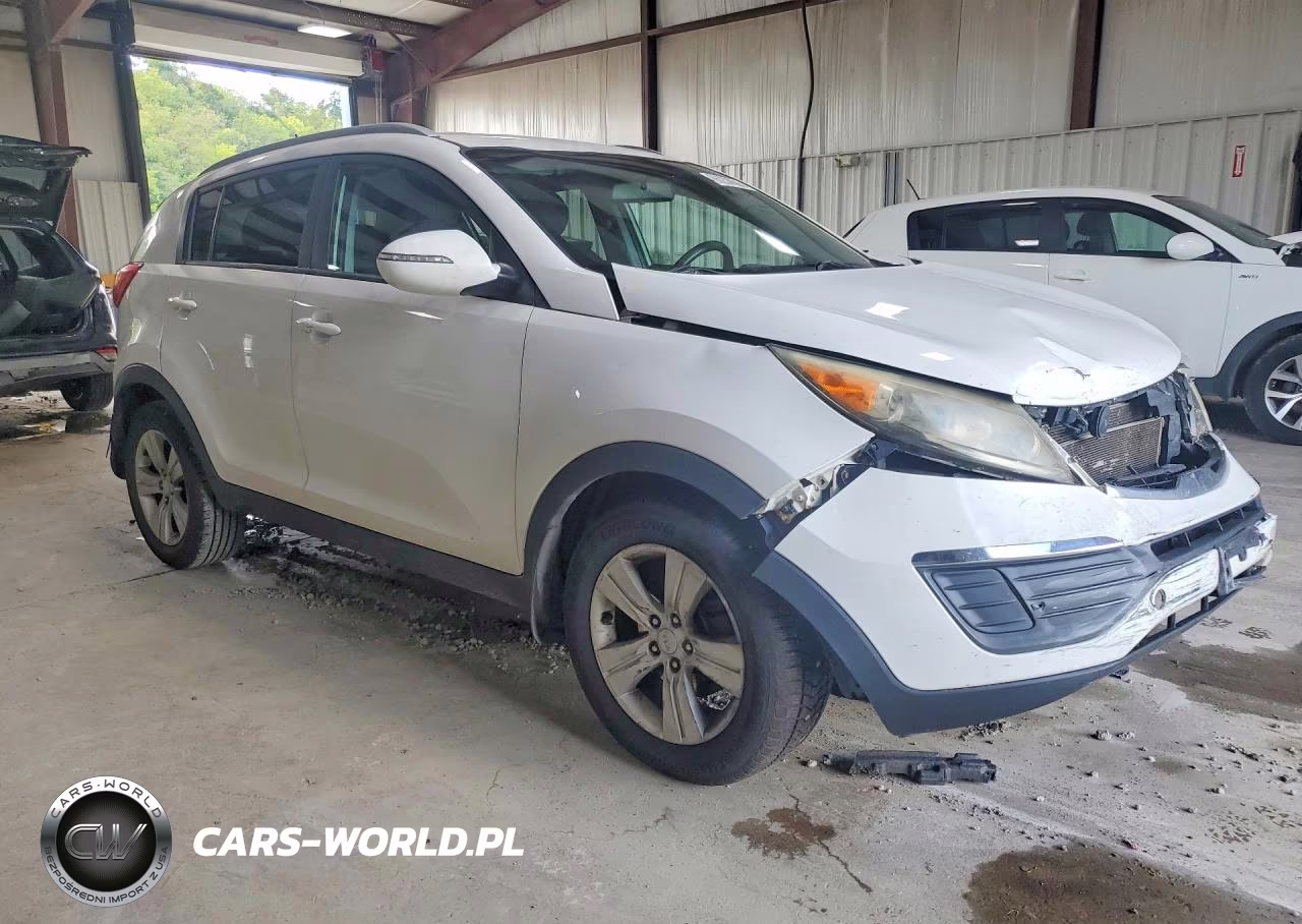 2013 Kia Sportage Lx VIN:KNDPB3A2XD7395408 - 4