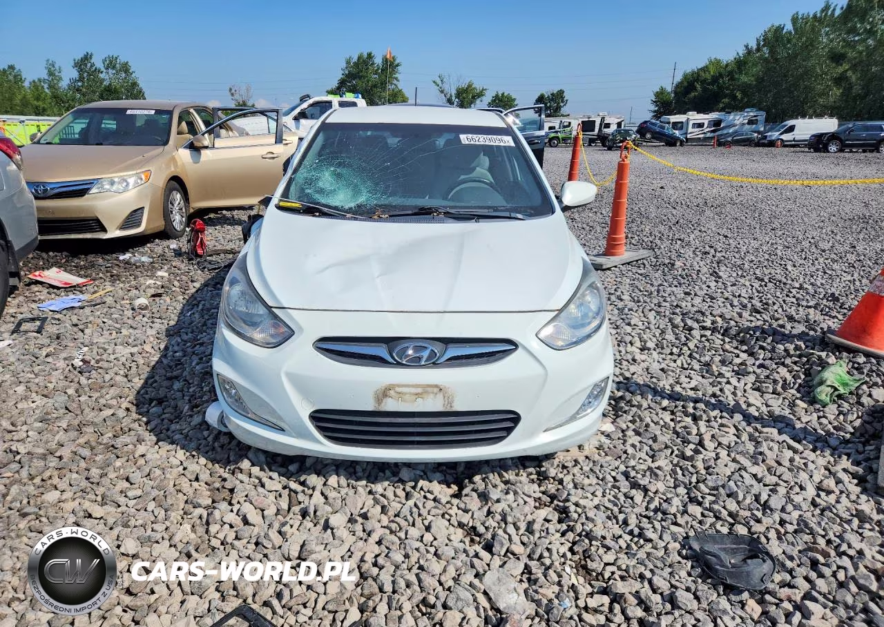 2012 Hyundai Accent Se VIN:KMHCU5AE2CU049282 - 5