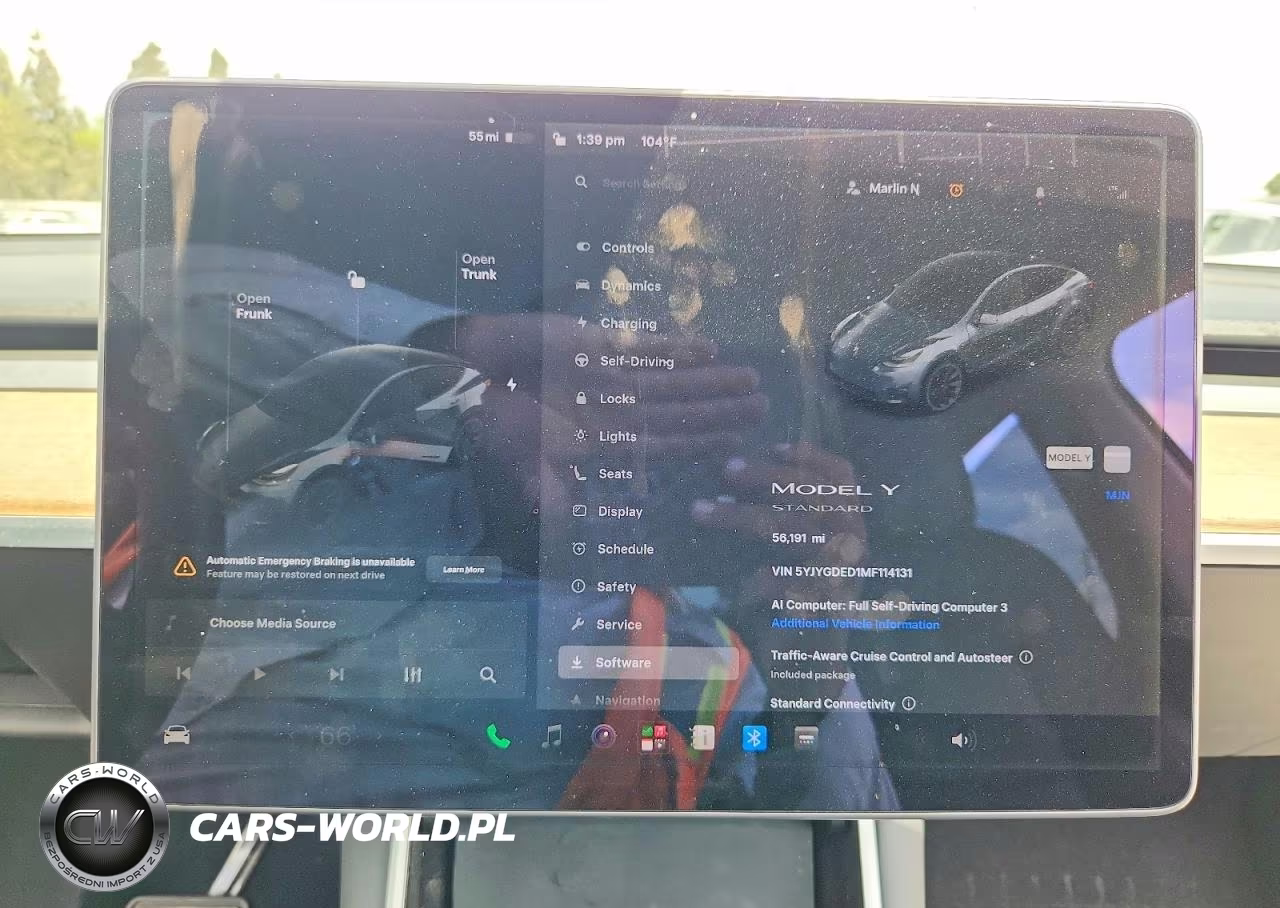2021 Tesla Model Y VIN:5YJYGDED1MF114131 - 9