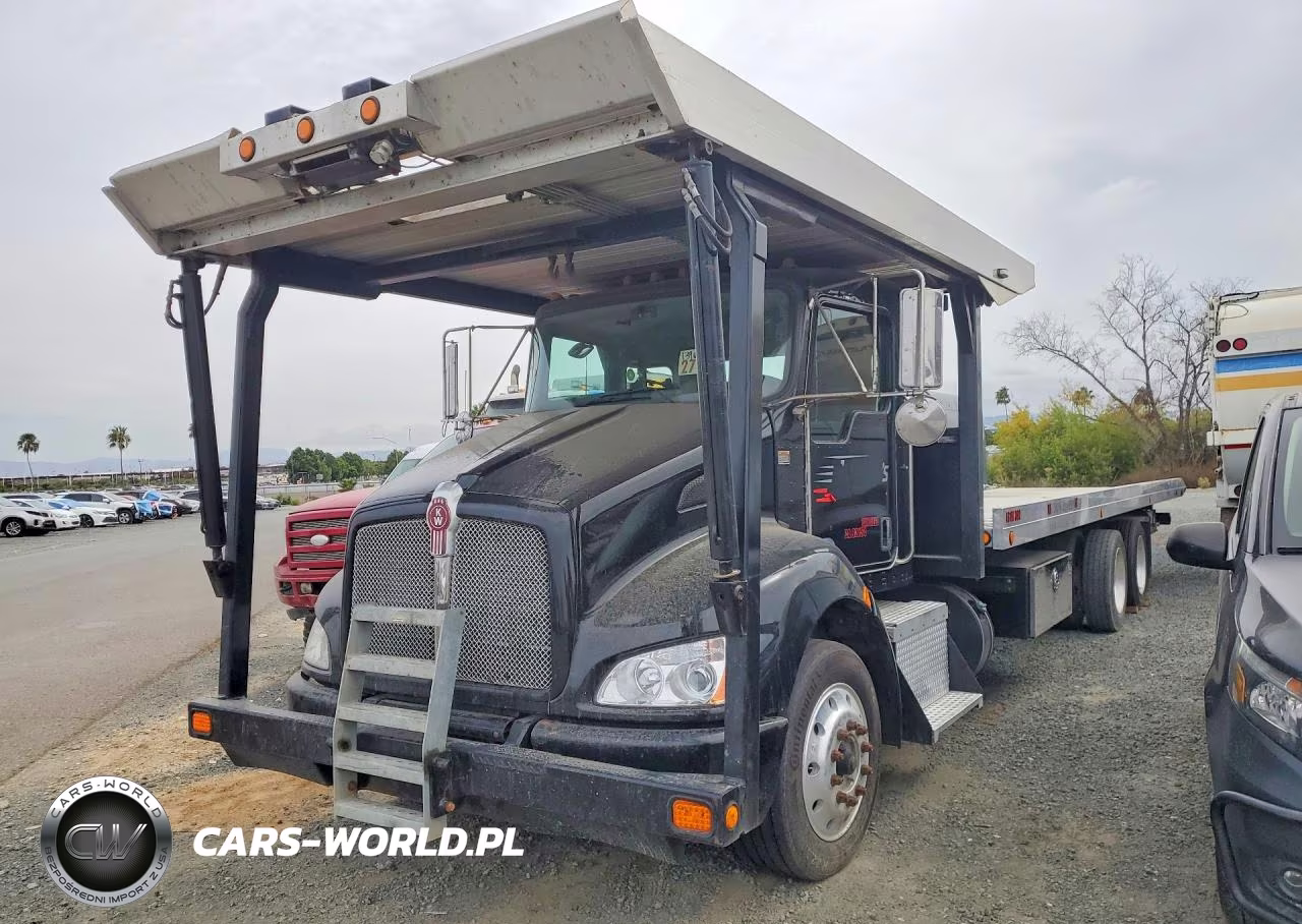 2017 Kenworth Construction T680