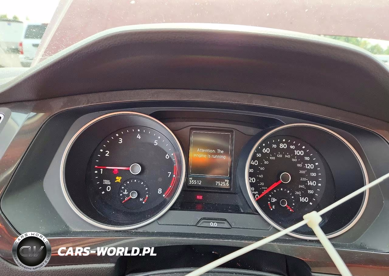 2018 Volkswagen Tiguan Se VIN:3VV2B7AX0JM205633 - 9