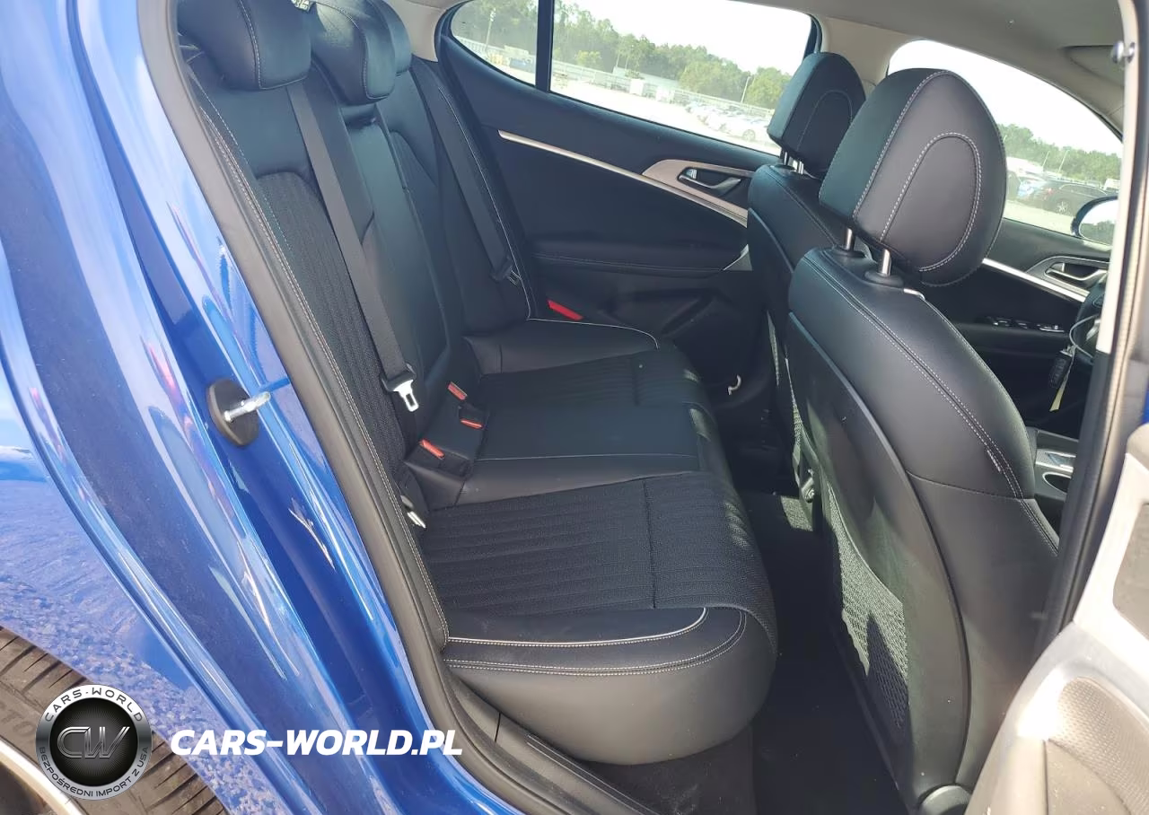 2022 Genesis G70 3.3T Standard VIN:KMTG54TE5NU103527 - 10