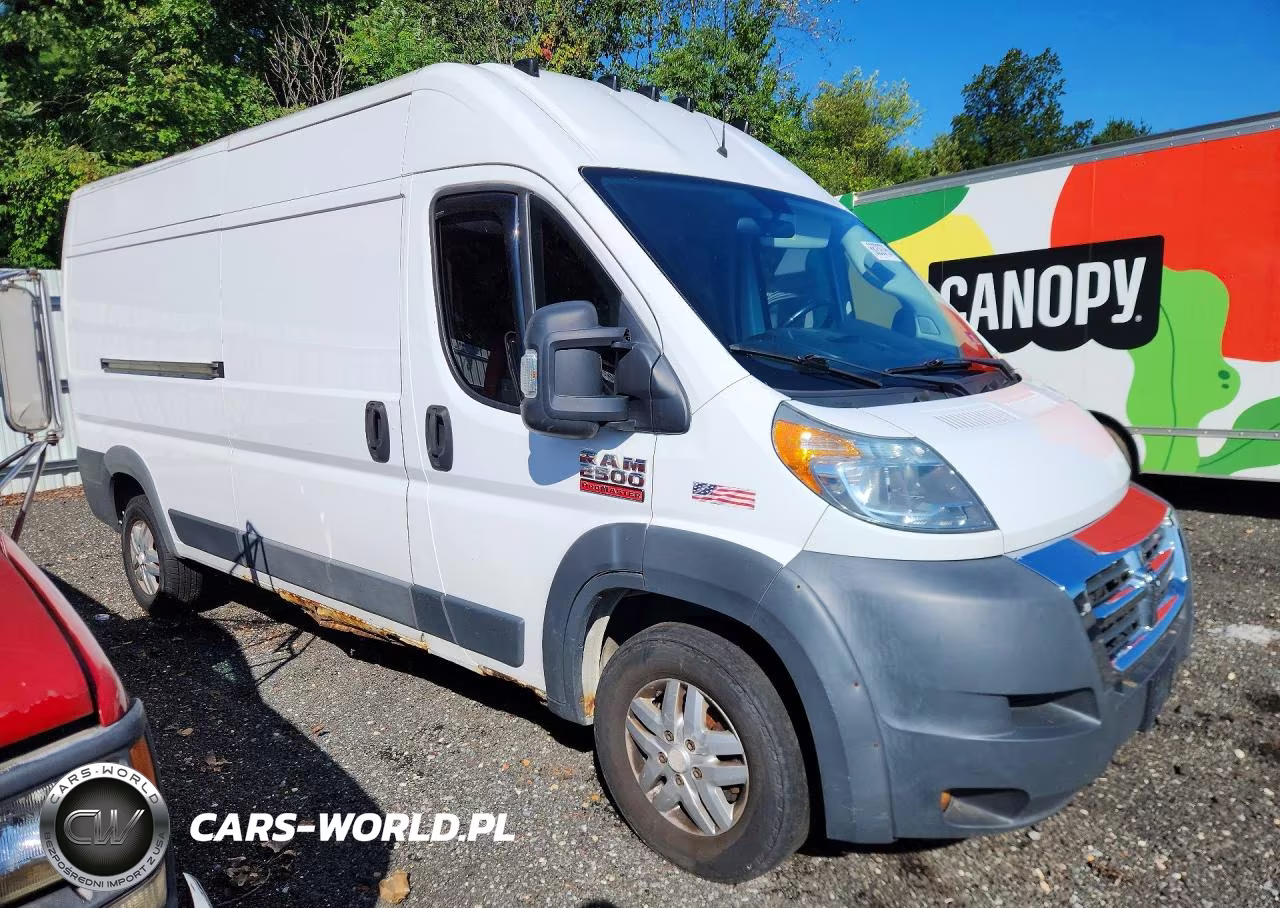 2018 Ram Promaster 2500 Delivery Van VIN:3C6TRVDG3JE125694 - 4