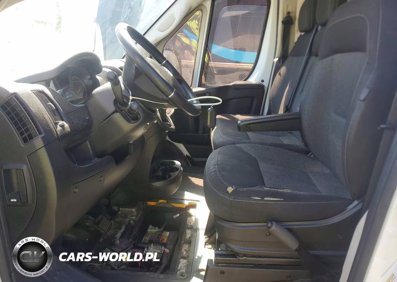 2018 Ram Promaster 2500 Delivery Van VIN:3C6TRVDG3JE125694 - 7
