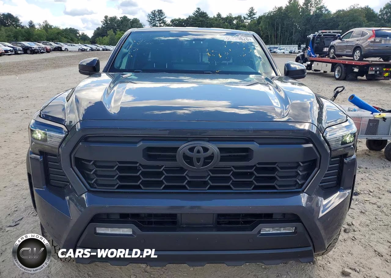 2025 Toyota Tacoma Trd Off-Road VIN:3TMLB5JN5SM106247 - 5