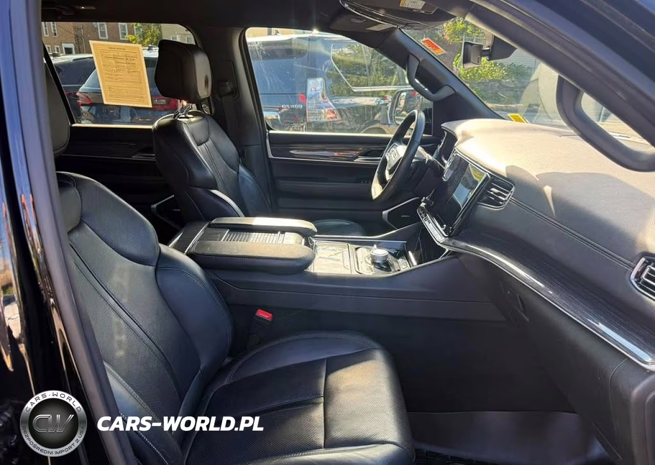 2022 Jeep Wagoneer Series Ii VIN:1C4SJVBTXNS117073 - 10