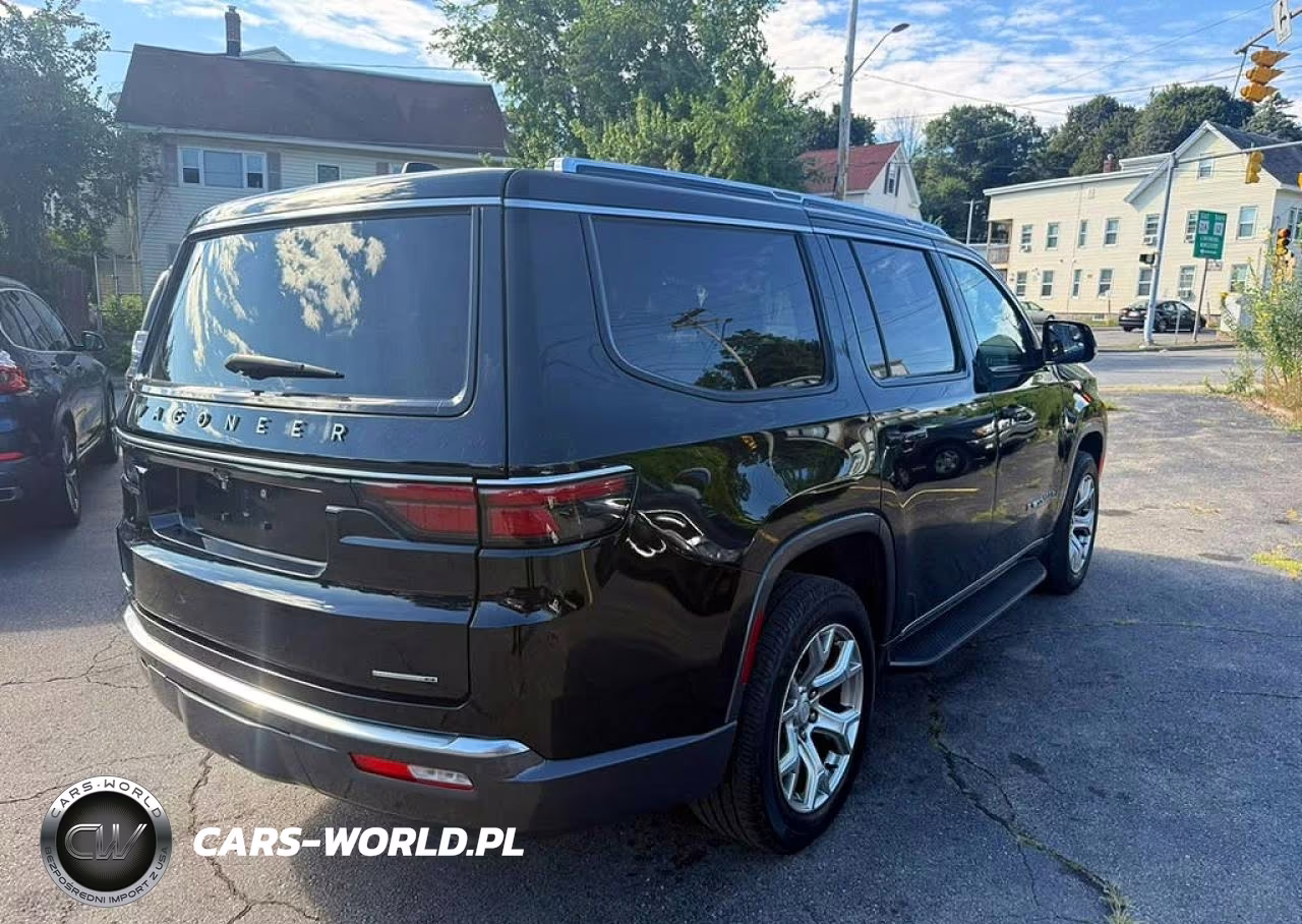 2022 Jeep Wagoneer Series Ii VIN:1C4SJVBTXNS117073 - 3
