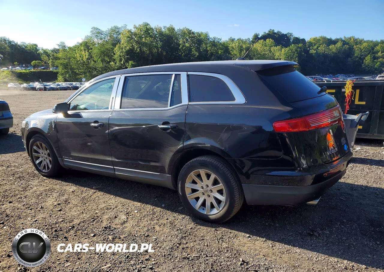 2016 Lincoln Mkt VIN:2LMHJ5NK8GBL00384 - 2