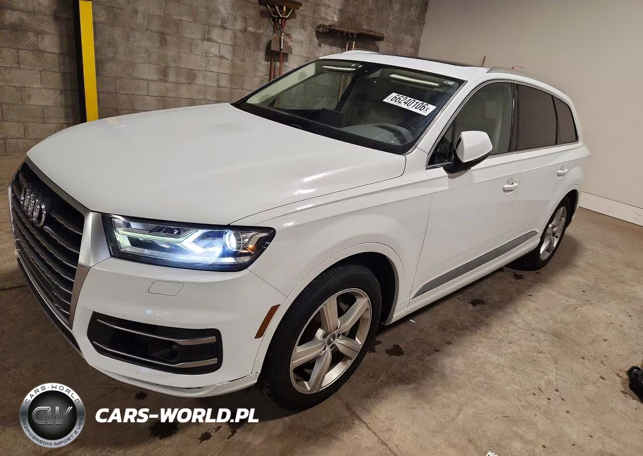 2018 Audi Q7 Premium Plus