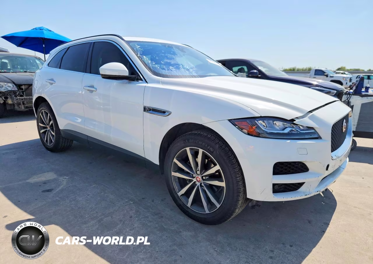 2018 Jaguar F-Pace Prestige VIN:SADCK2FX6JA296309 - 4
