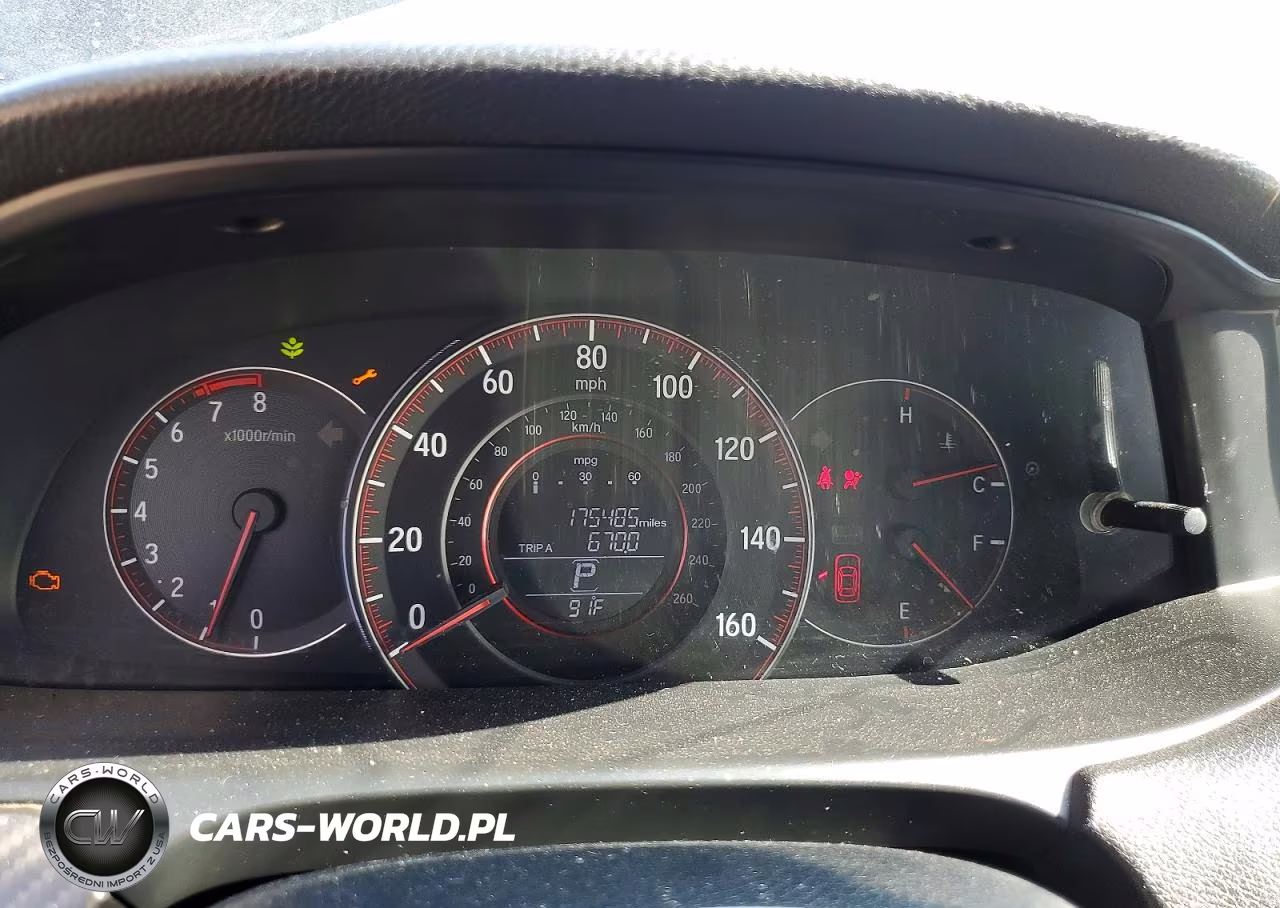 2016 Honda Accord Sport VIN:1HGCR2F5XGA228613 - 9