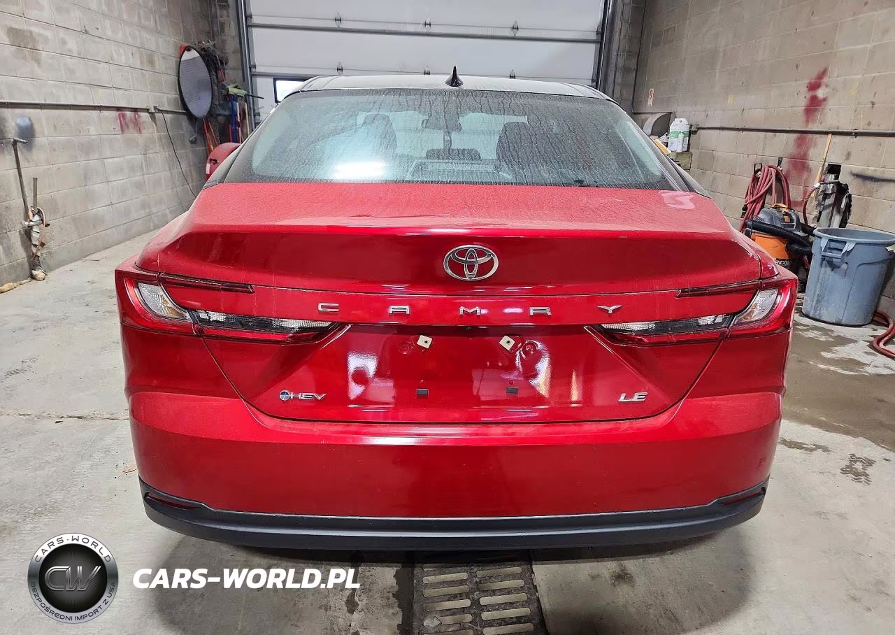 2025 Toyota Camry Le VIN:4T1DAACK0SU040913 - 6