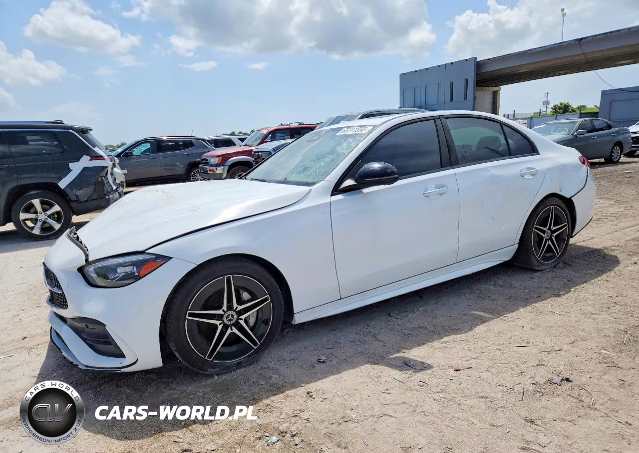 2023 Mercedes-Benz C 300 – zdjęcie 1 z 13