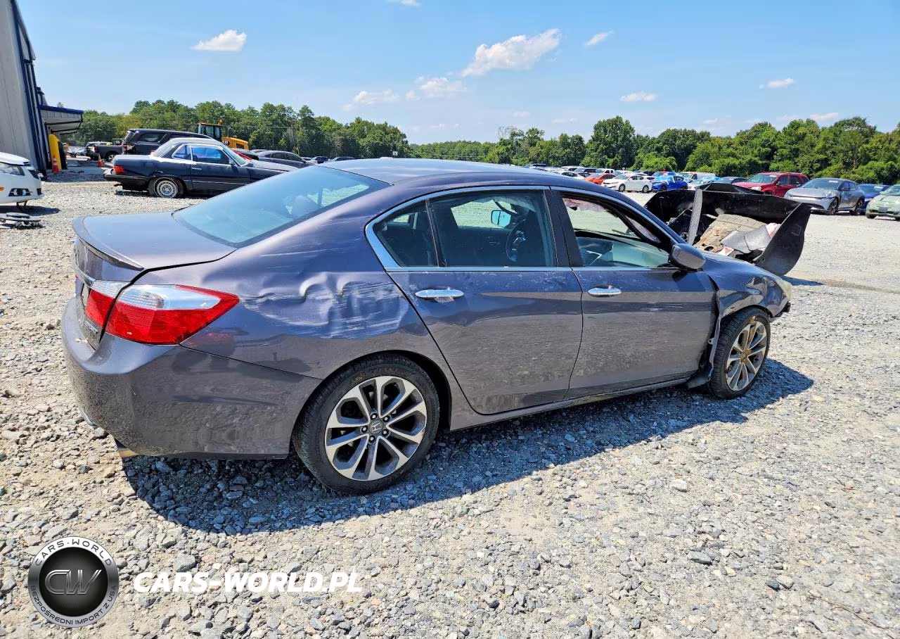 2015 Honda Accord Sport VIN:1HGCR2F59FA083613 - 3