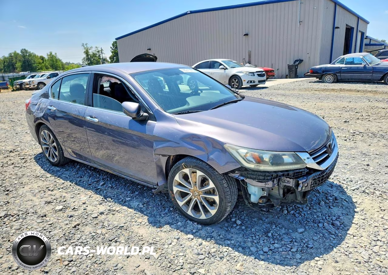 2015 Honda Accord Sport VIN:1HGCR2F59FA083613 - 4