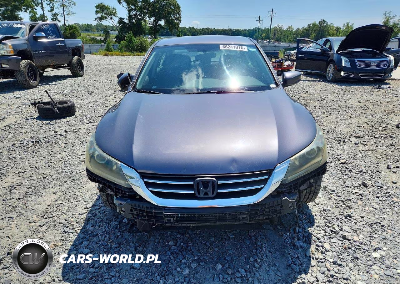 2015 Honda Accord Sport VIN:1HGCR2F59FA083613 - 5