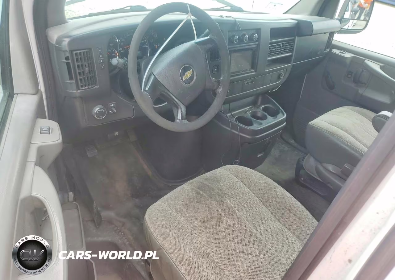 2014 Chevrolet Express G1500 VIN:1GCSGAFX5E1129657 - 8