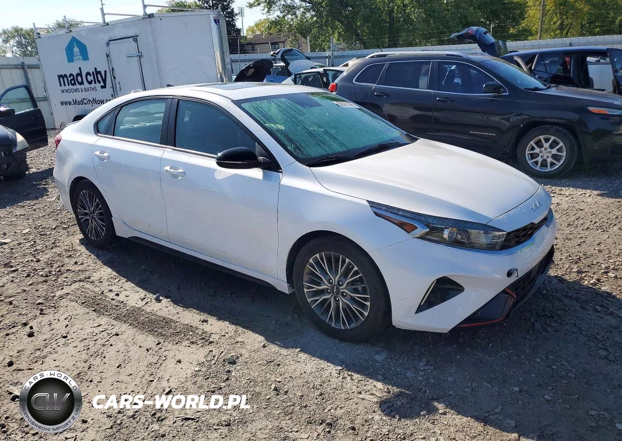 2022 Kia Forte Gt Line VIN:3KPF54ADXNE429553 - 4