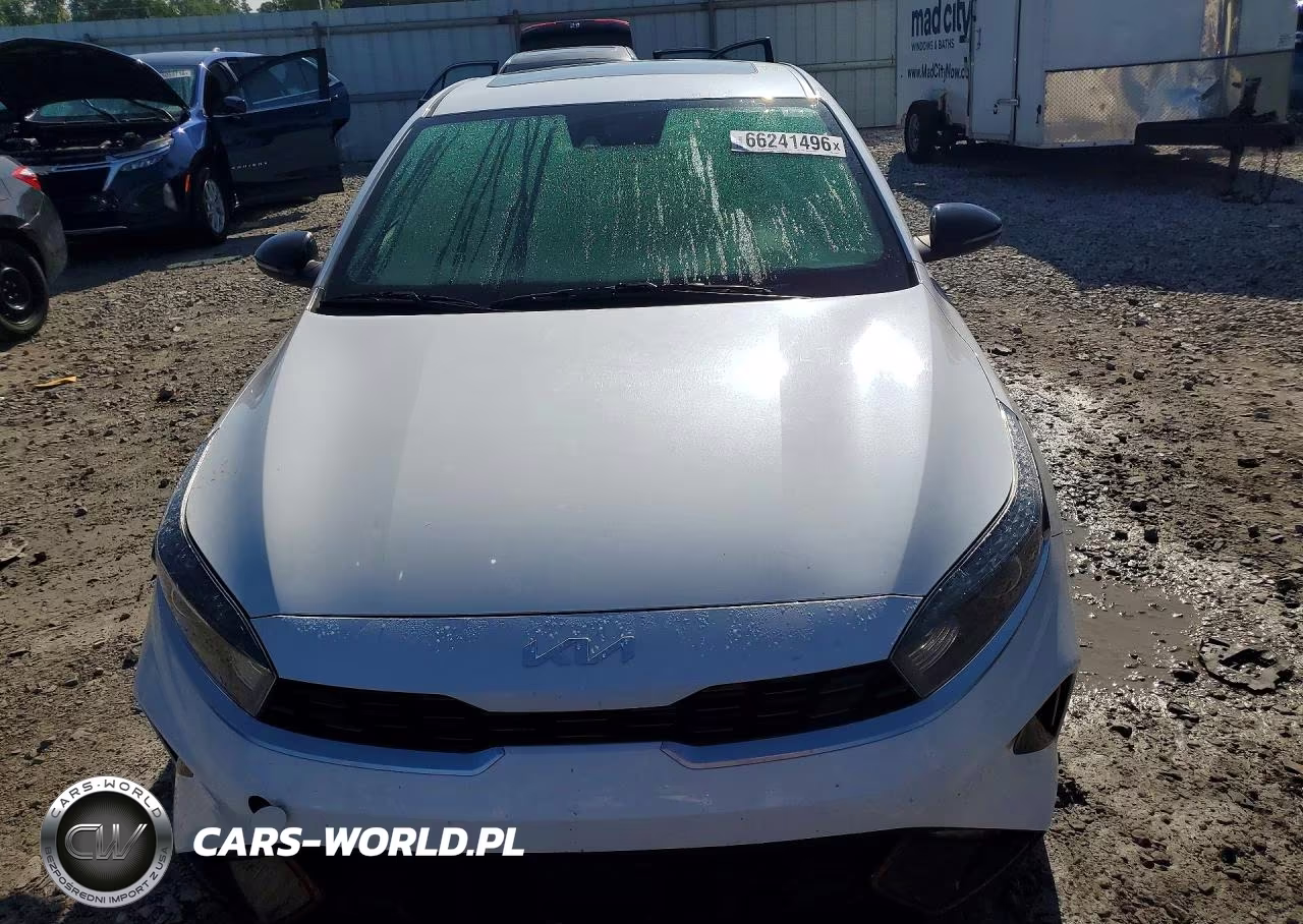 2022 Kia Forte Gt Line VIN:3KPF54ADXNE429553 - 5