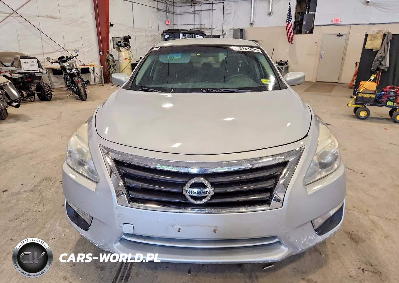 2015 Nissan Altima 2.5 S VIN:1N4AL3AP6FN380505 - 5