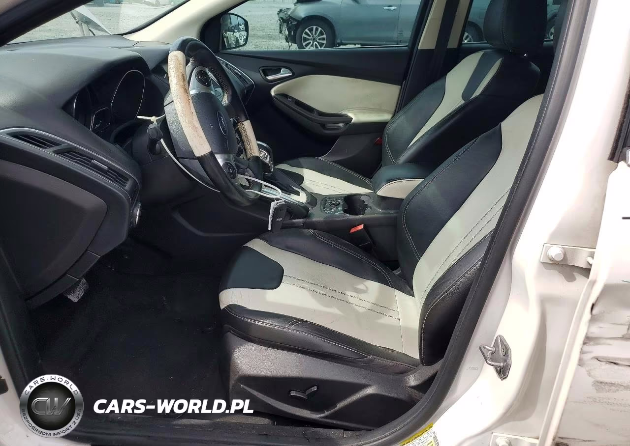 2013 Ford Focus Titanium VIN:1FADP3N27DL149511 - 7