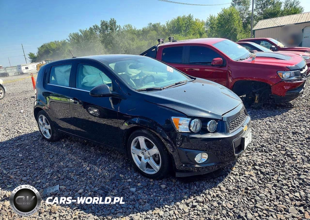 2015 Chevrolet Sonic Ltz VIN:1G1JE6SB7F4194026 - 4