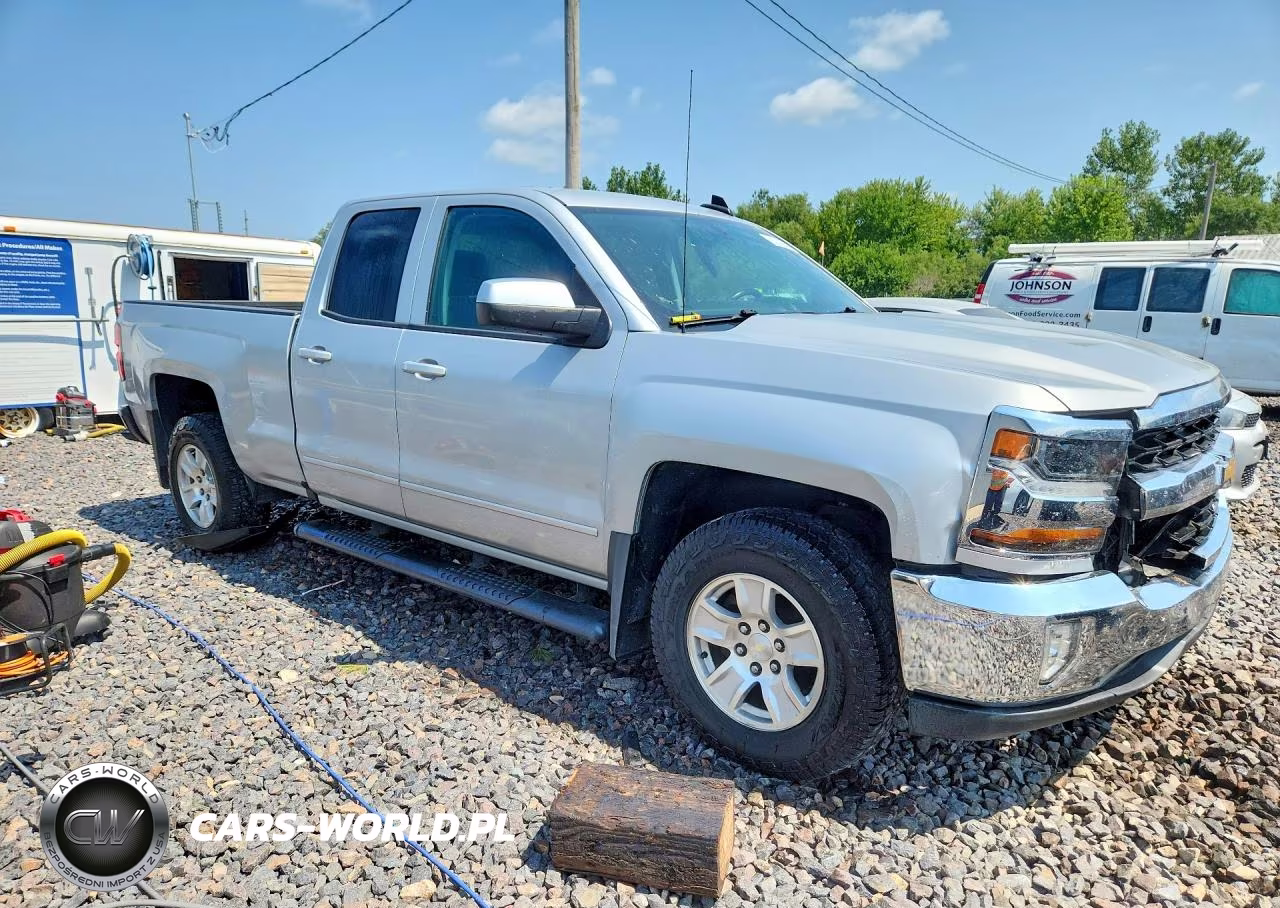 2017 Chevrolet Silverado C1500 Lt VIN:1GCRCREH7HZ154813 - 4