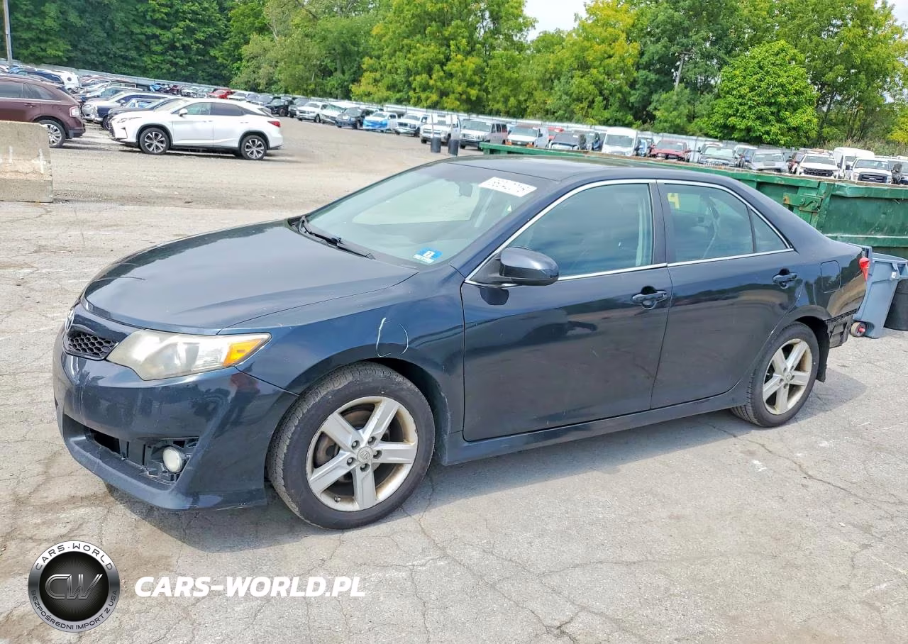 2012 Toyota Camry Se – zdjęcie 1 z 13