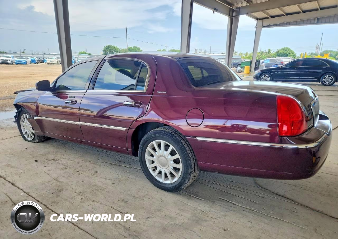 2006 Lincoln Town Car Signature VIN:1LNHM81V36Y649216 - 2