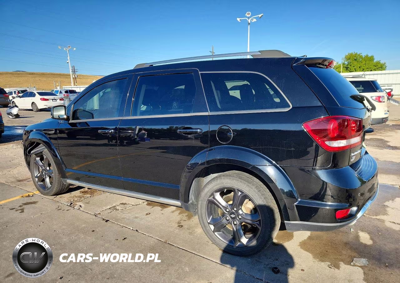 2019 Dodge Journey Crossroad VIN:3C4PDDGG1KT853834 - 2