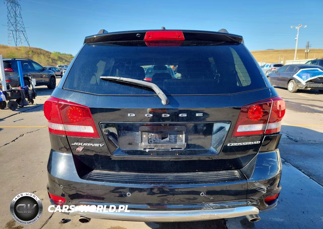 2019 Dodge Journey Crossroad VIN:3C4PDDGG1KT853834 - 6