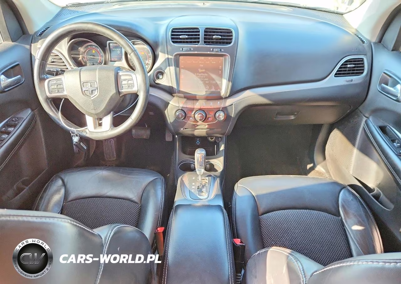 2019 Dodge Journey Crossroad VIN:3C4PDDGG1KT853834 - 8