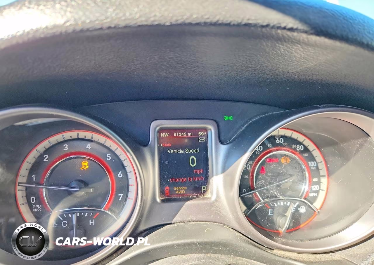 2019 Dodge Journey Crossroad VIN:3C4PDDGG1KT853834 - 9