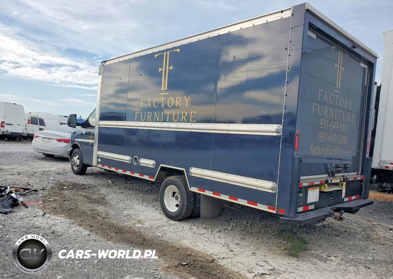 2021 GMC Savana Box Truck VIN:7GZ37TC70MN008677 - 2