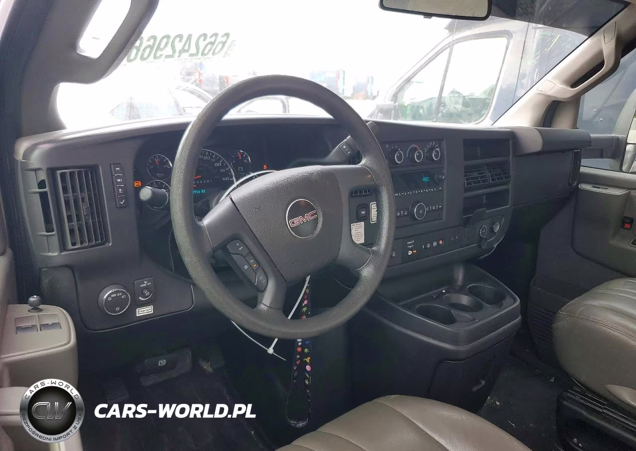 2021 GMC Savana Box Truck VIN:7GZ37TC70MN008677 - 8
