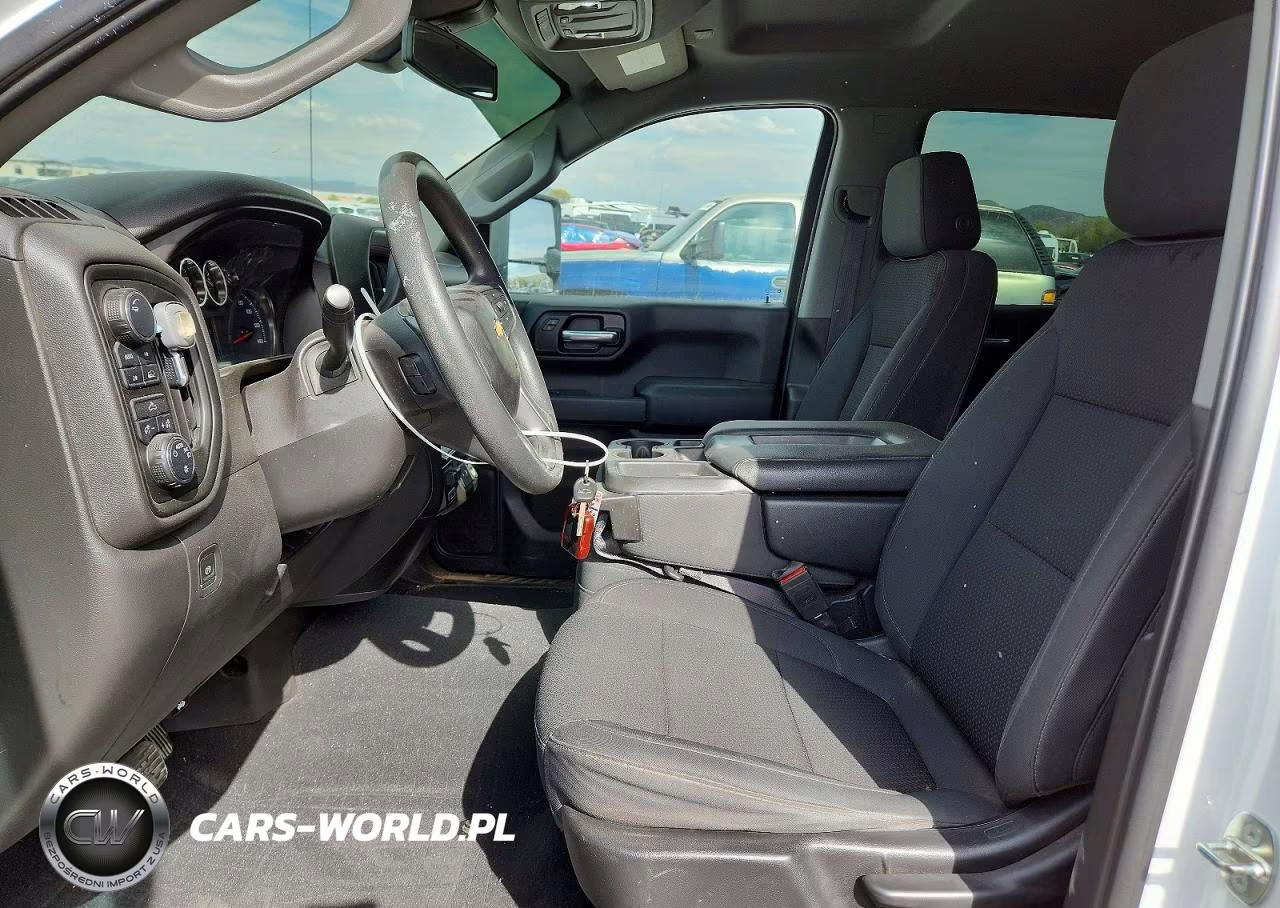 2021 Chevrolet Silverado K1500 Custom VIN:3GCUYBEFXMG375818 - 7