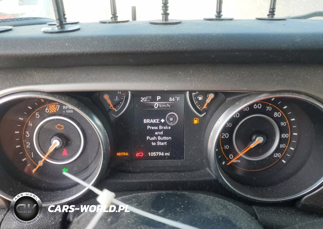 2020 Jeep Wrangler Unlimited Sport VIN:1C4HJXDN3LW151737 - 9